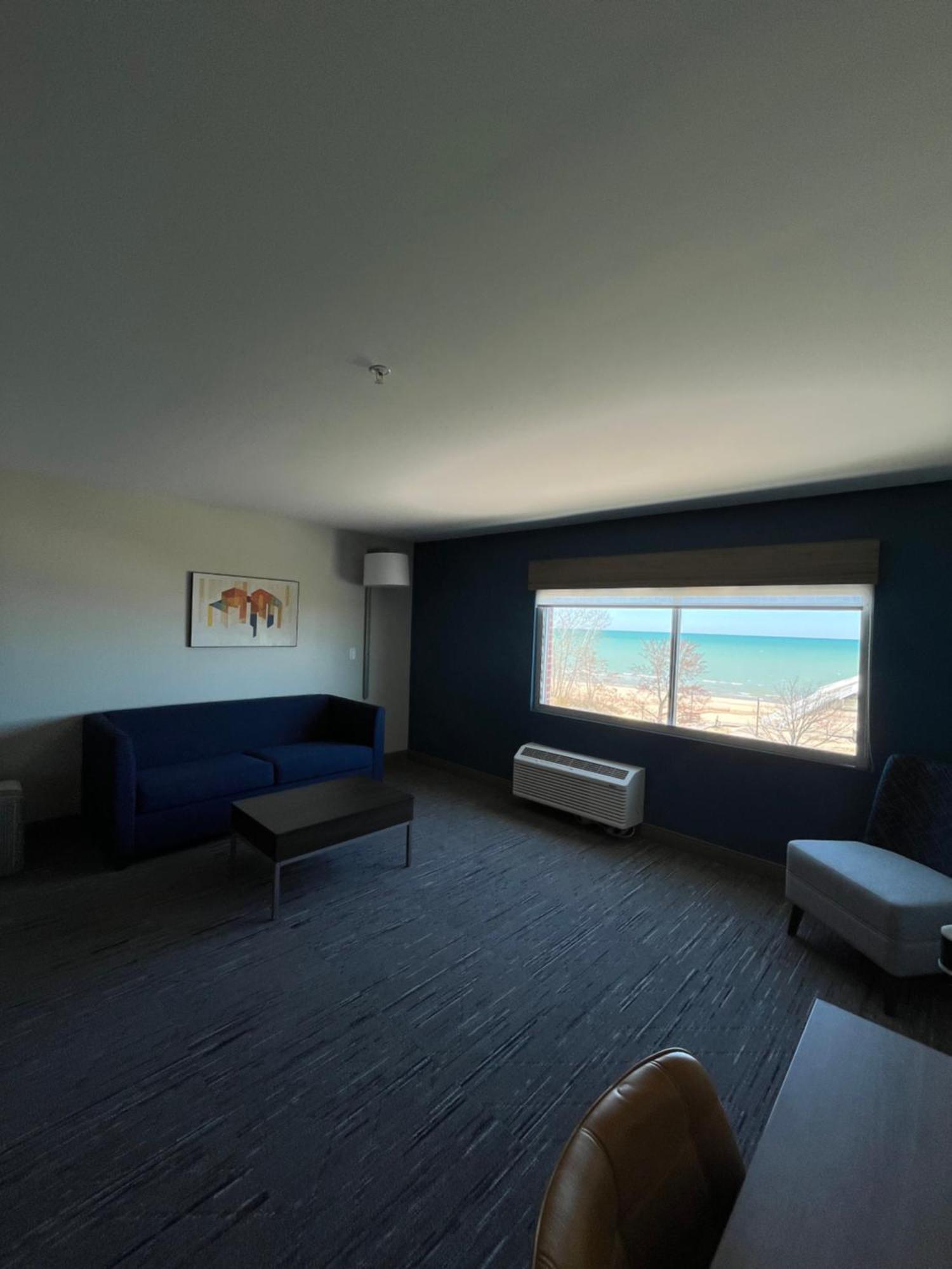 Holiday Inn Express & Suites Oscoda By Ihg Buitenkant foto