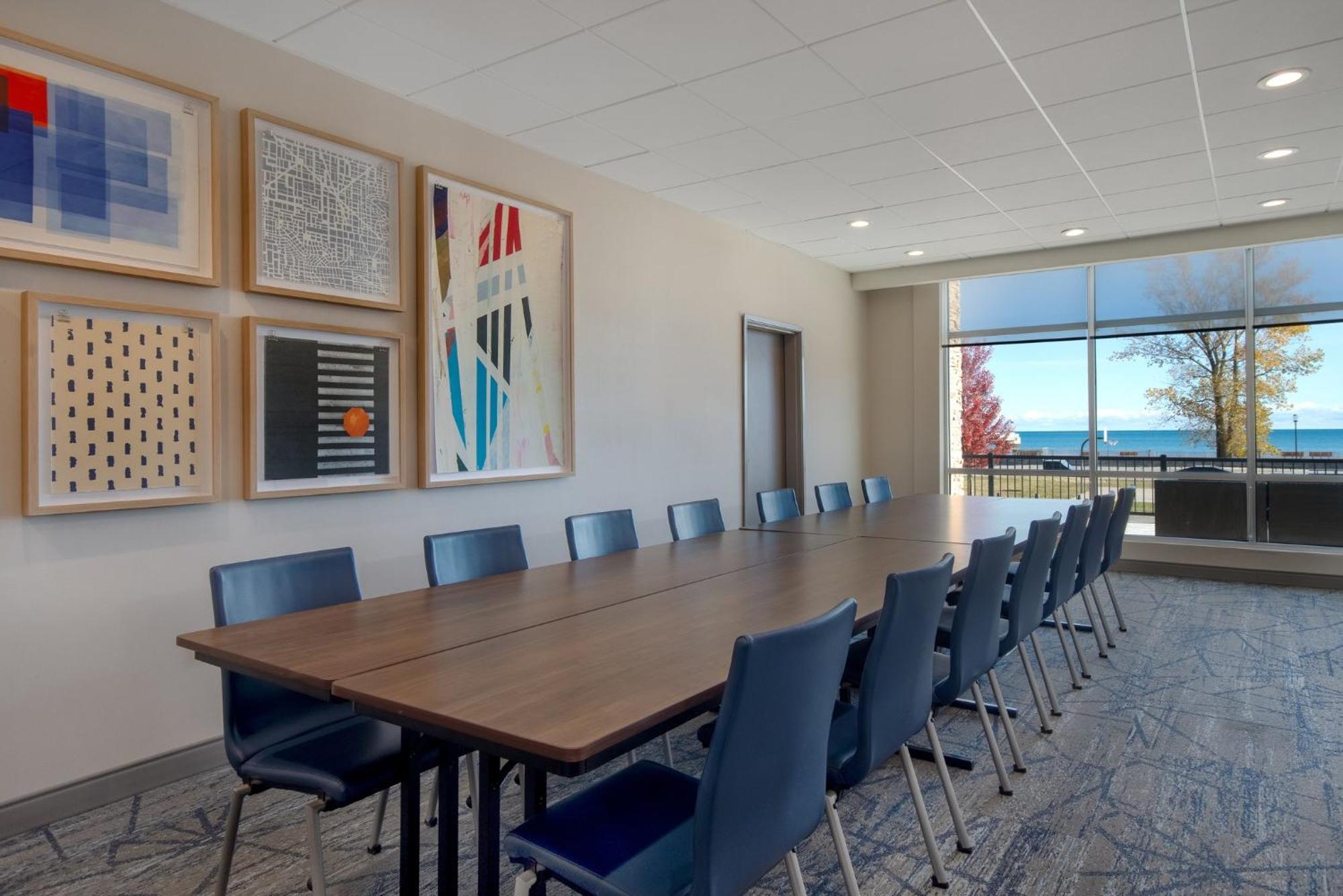Holiday Inn Express & Suites Oscoda By Ihg Buitenkant foto