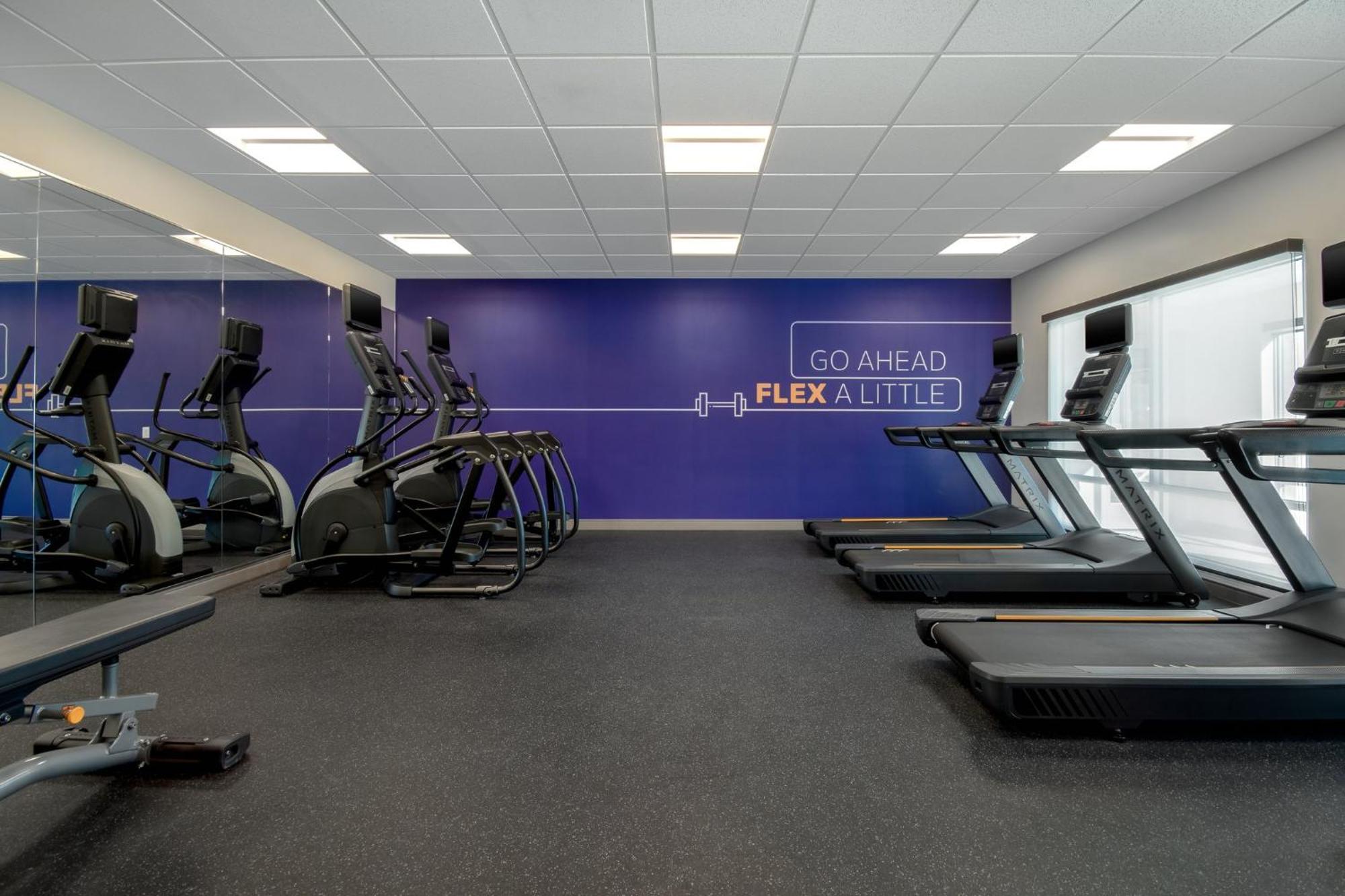 Holiday Inn Express & Suites Oscoda By Ihg Buitenkant foto